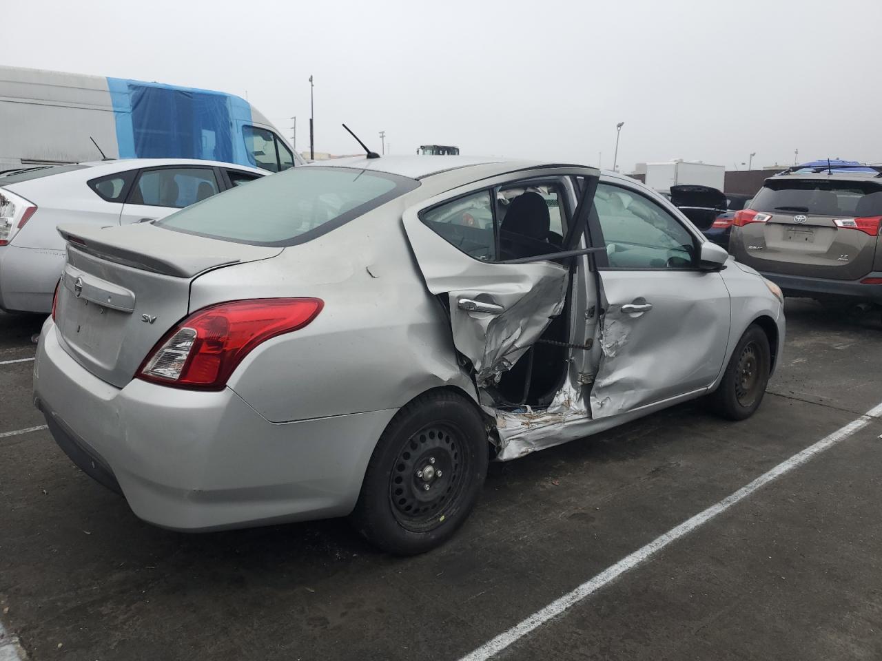 2018 Nissan Versa - Image 3