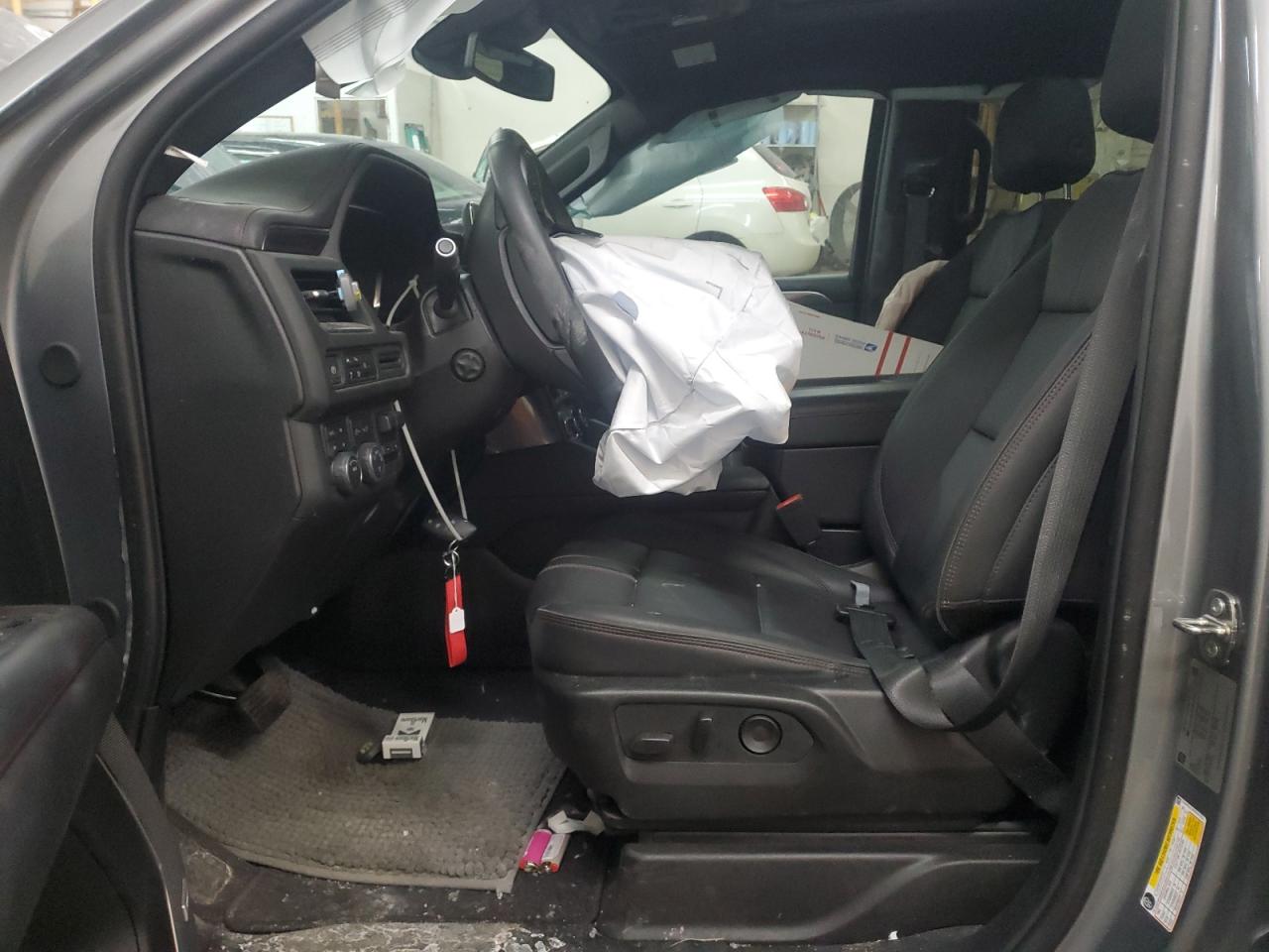 2023 Chevrolet Suburban - Image 7