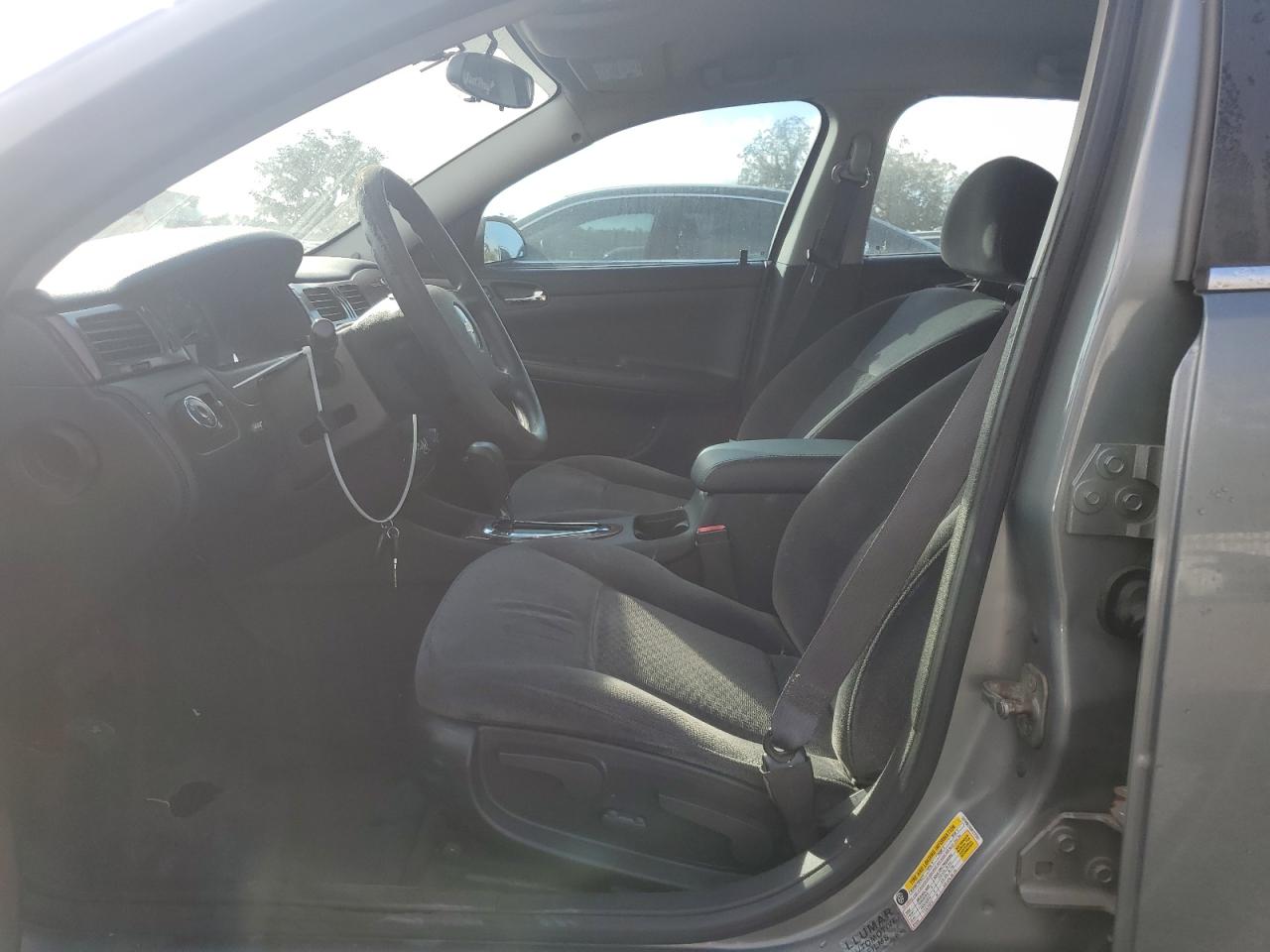 2009 Chevrolet Impala - Image 7