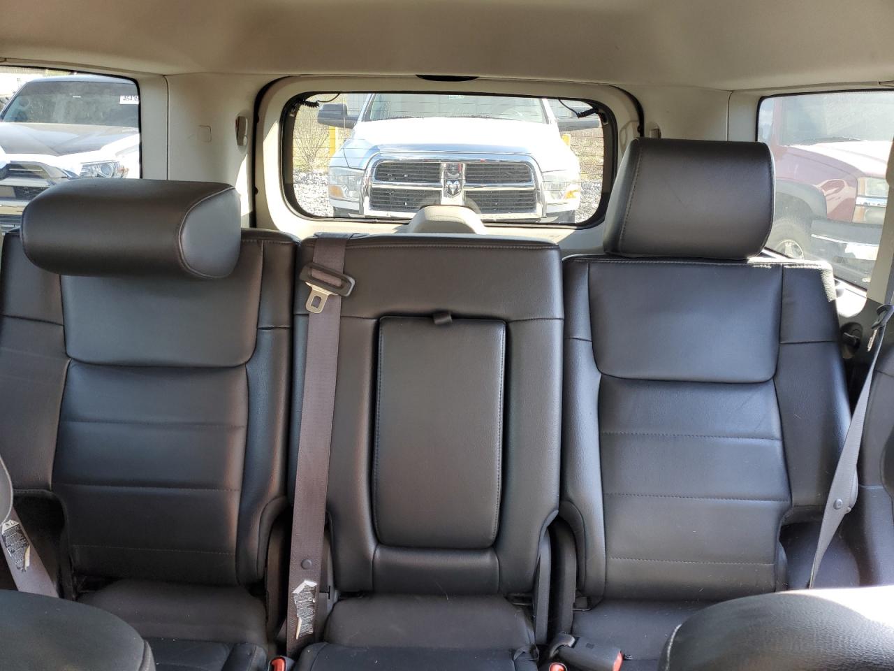 2008 Jeep Commander - Image 10