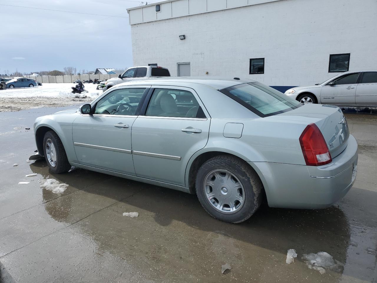 2006 Chrysler 300 - Image 2