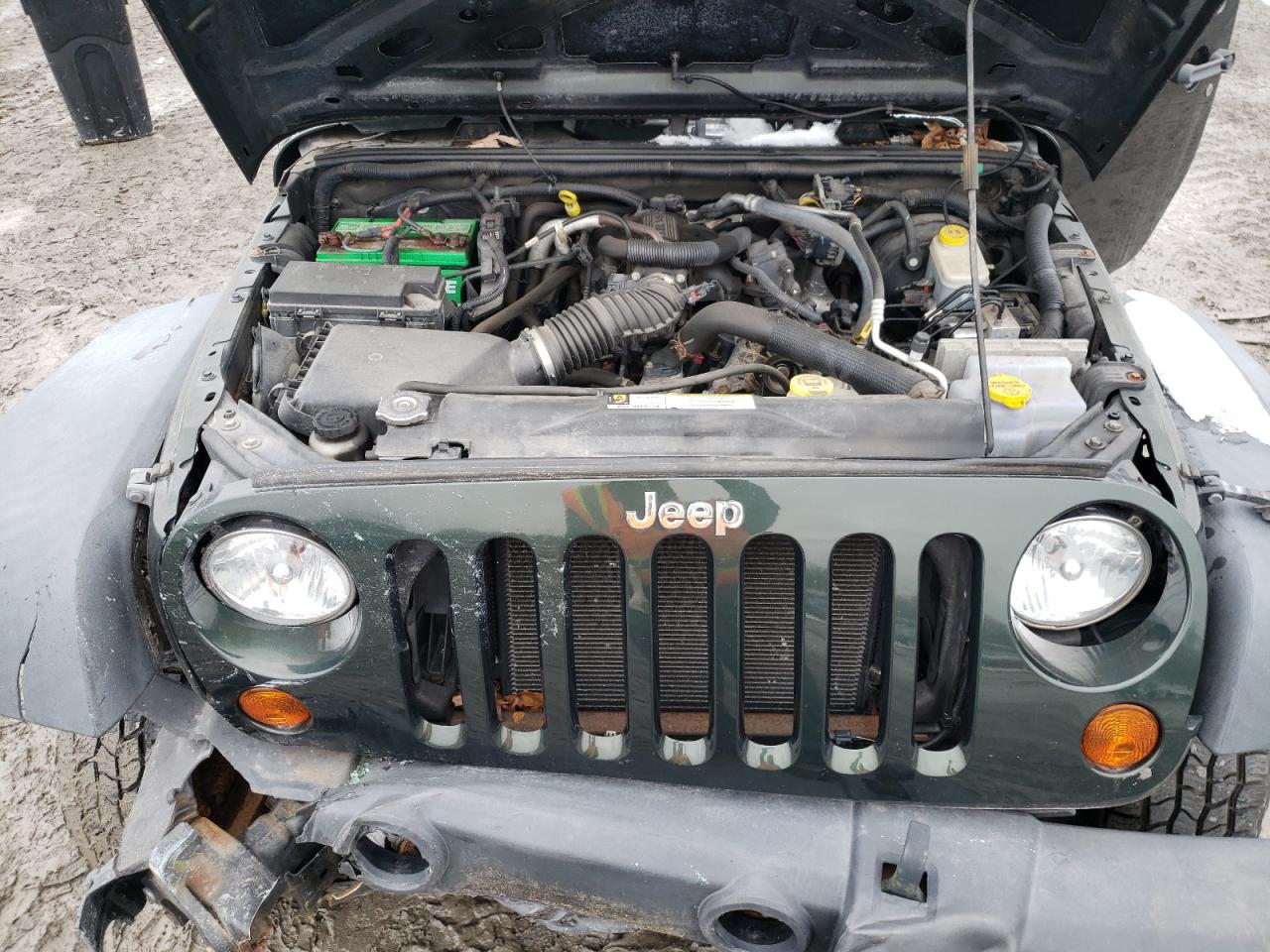 2011 Jeep Wrangler - Image 14