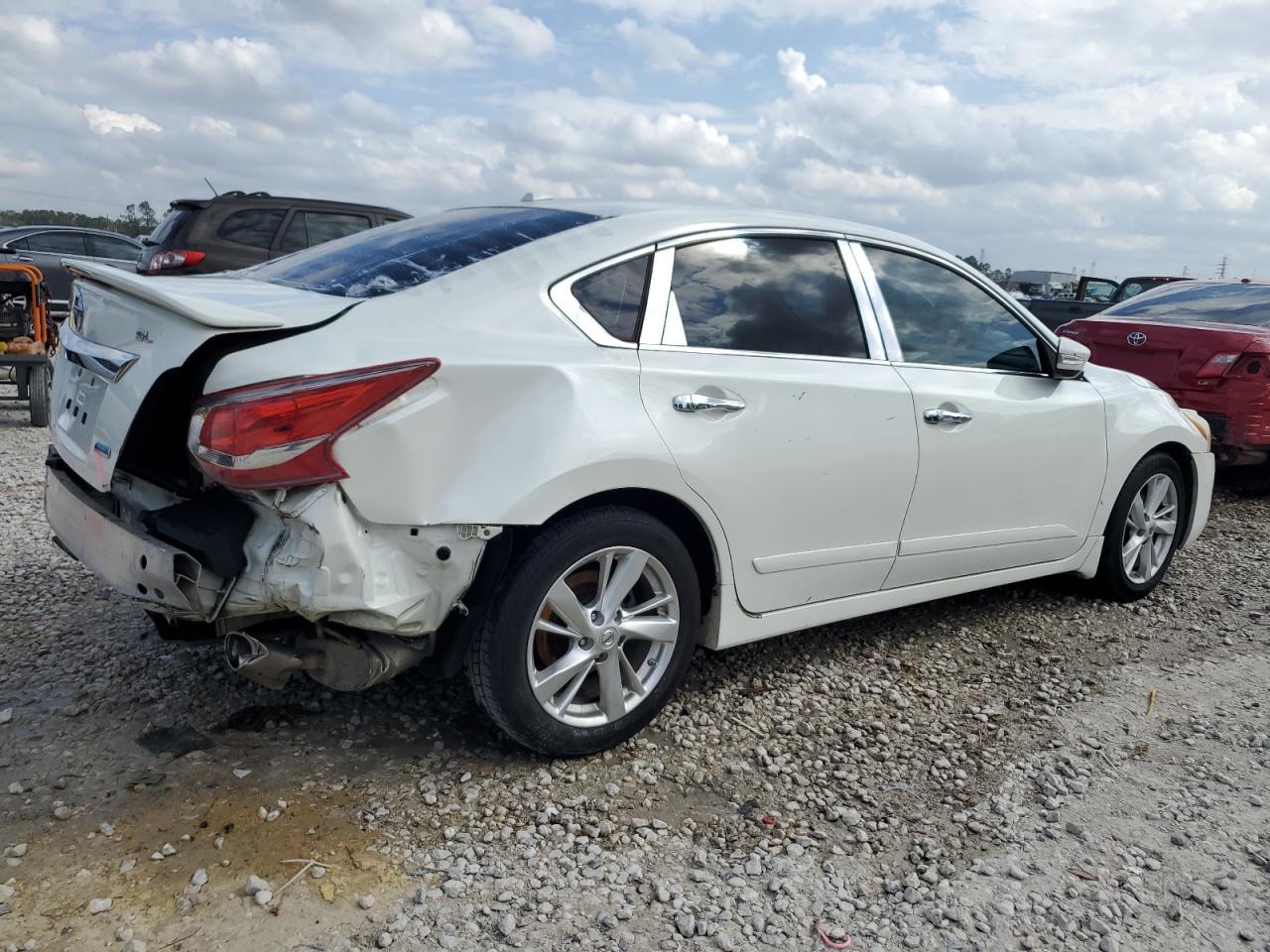 2013 Nissan Altima - Image 3