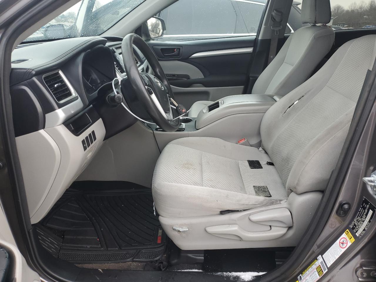 2016 Toyota Highlander - Image 7