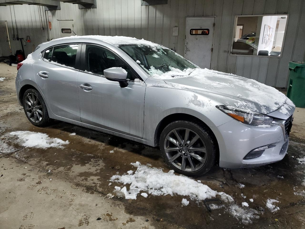 2018 Mazda 3 - Image 4