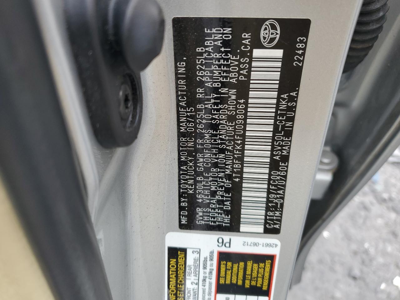 2015 Toyota Camry - Image 12