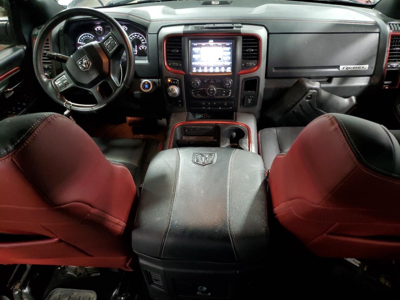 2016 RAM 1500 - Image 8