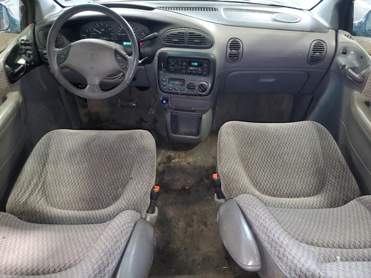 1999 Dodge Caravan - Image 8