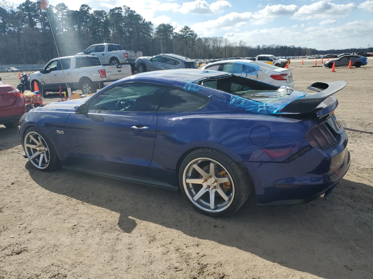 2015 Ford Mustang - Image 2