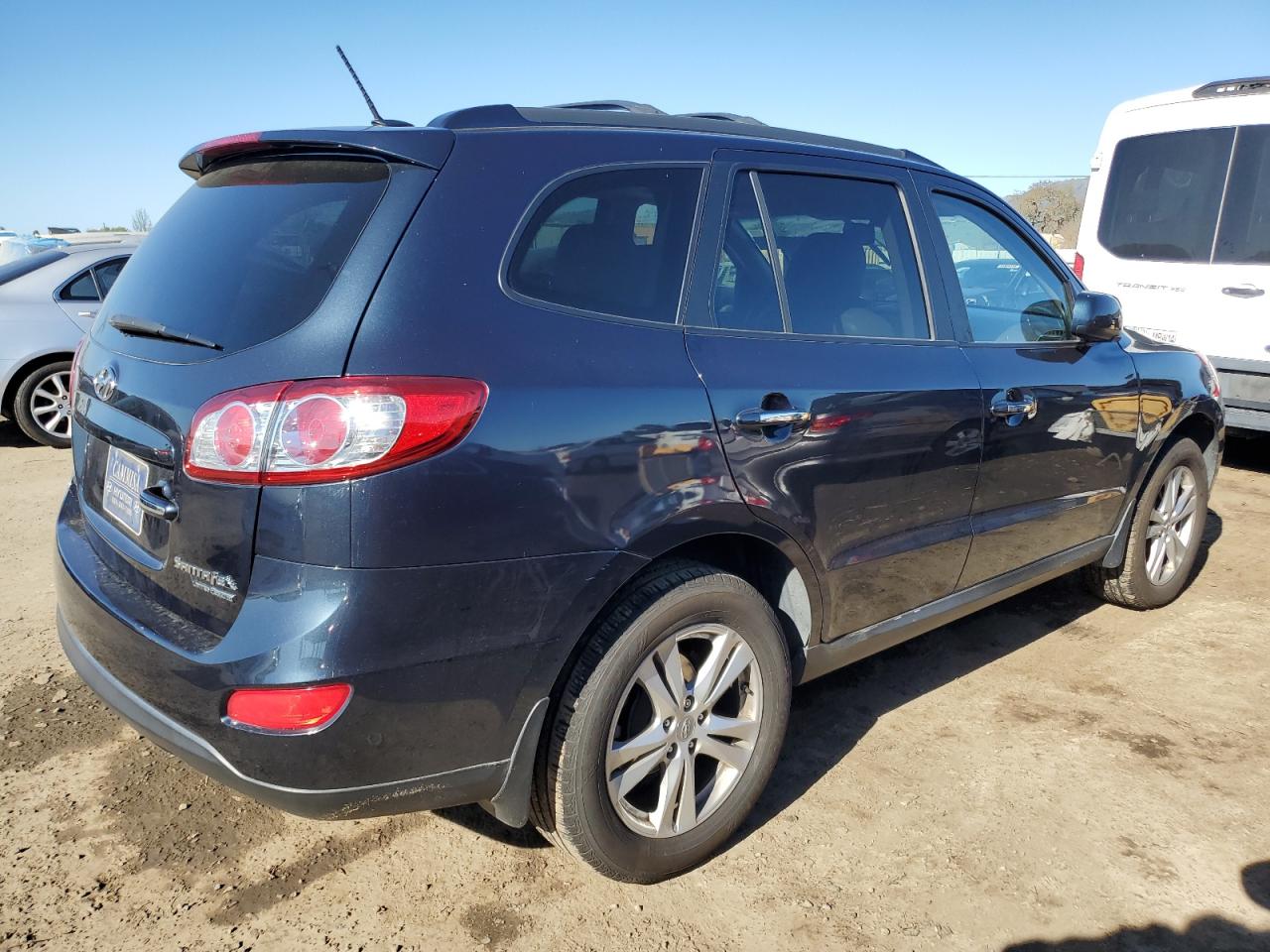 2010 Hyundai Santa Fe - Image 3