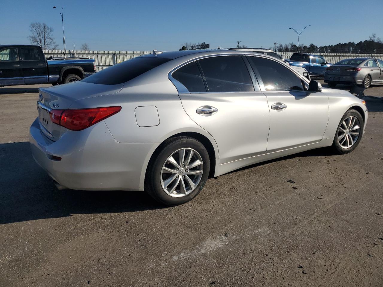 2016 Infiniti Q50 - Image 3