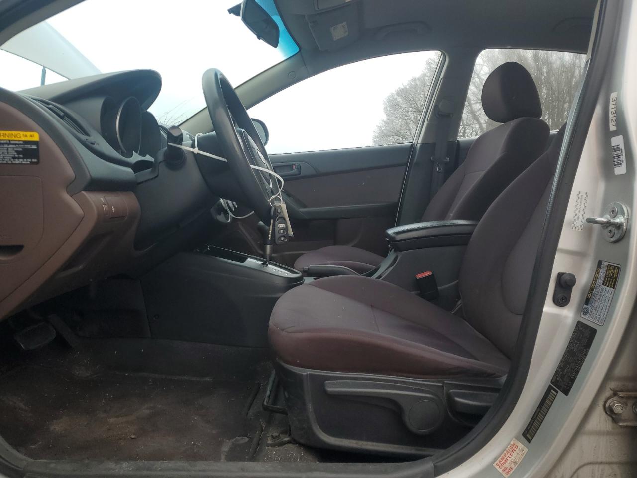 2010 Kia Forte - Image 7