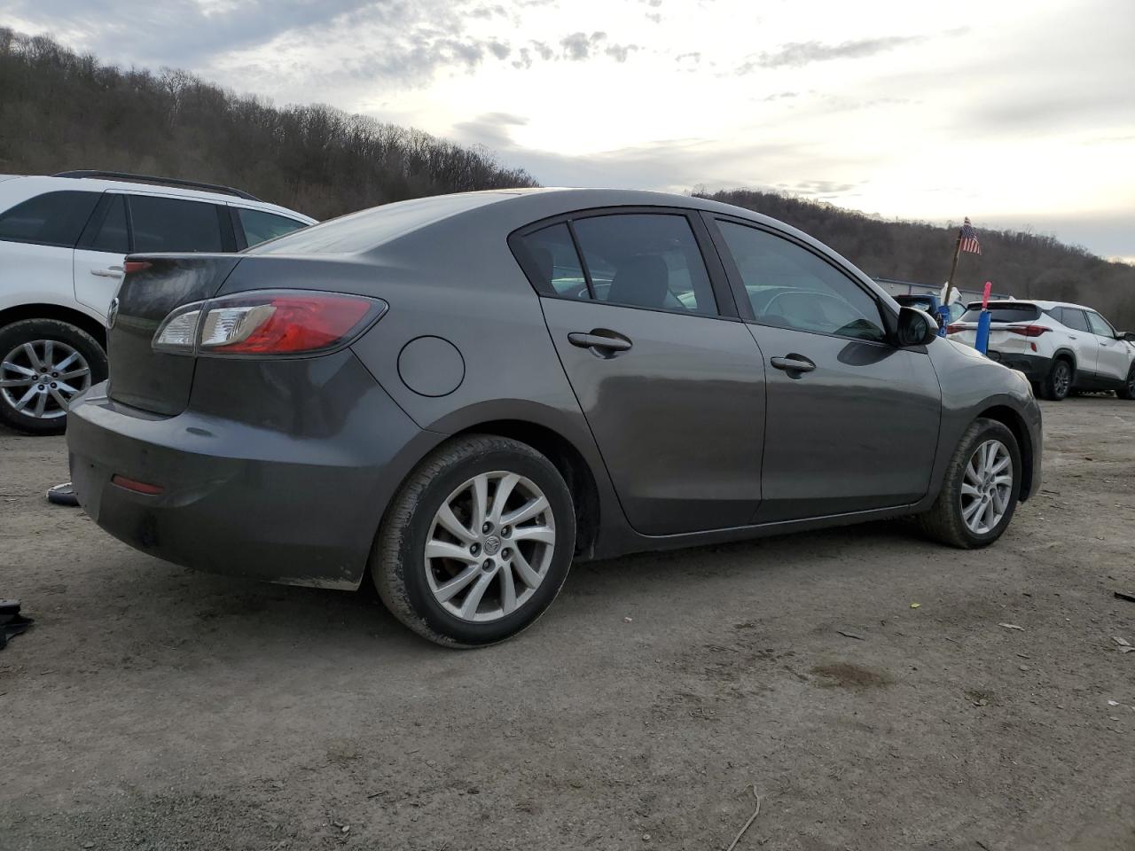 2012 Mazda 3 - Image 3