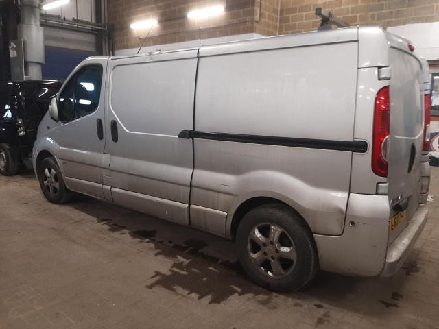 2011 VAUXHALL VIVARO 290