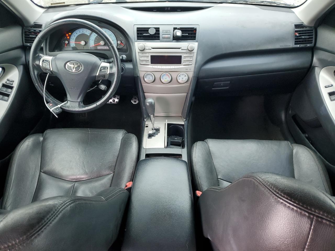 2010 Toyota Camry - Image 8