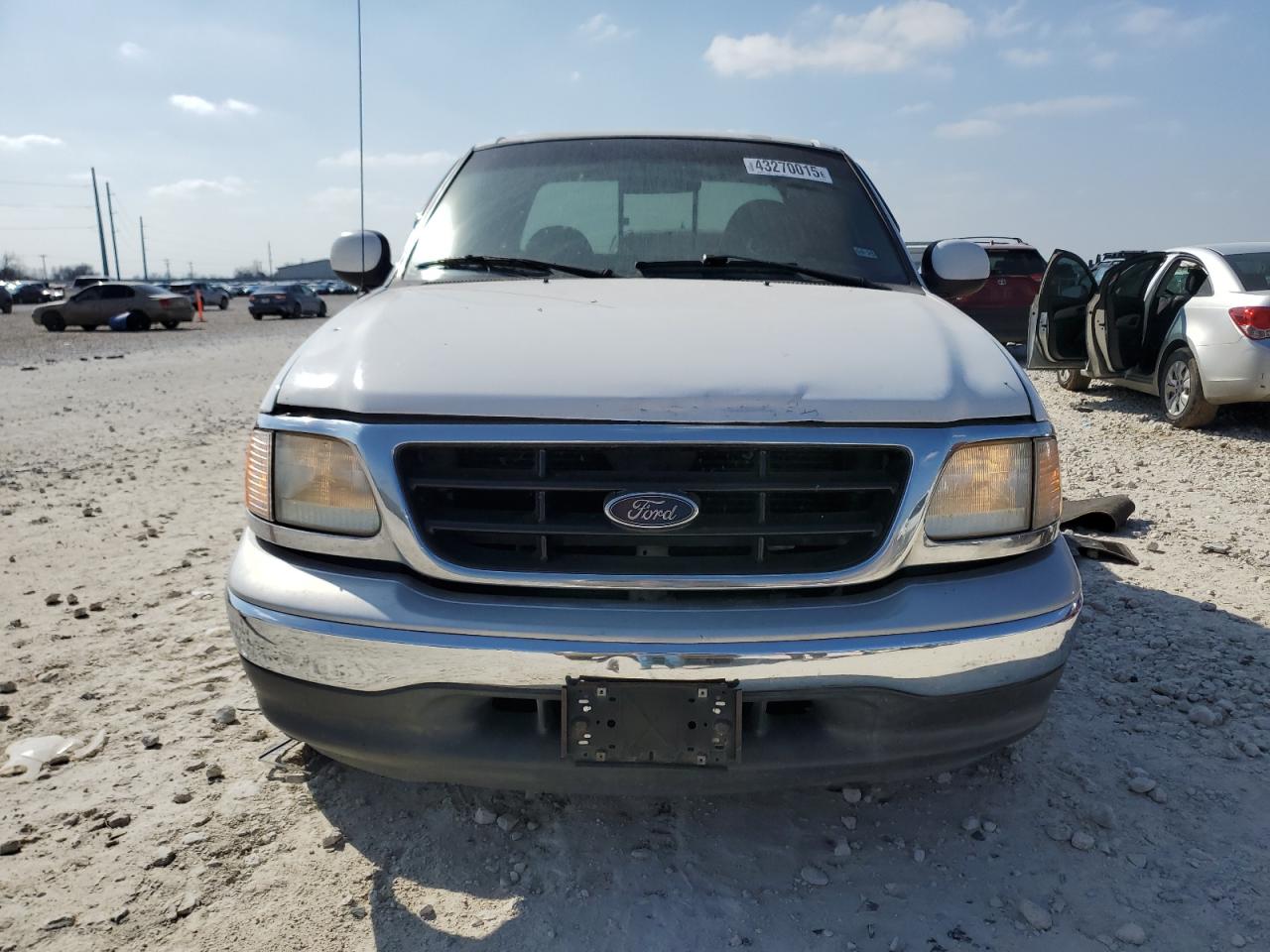 1999 Ford F250 - Image 5