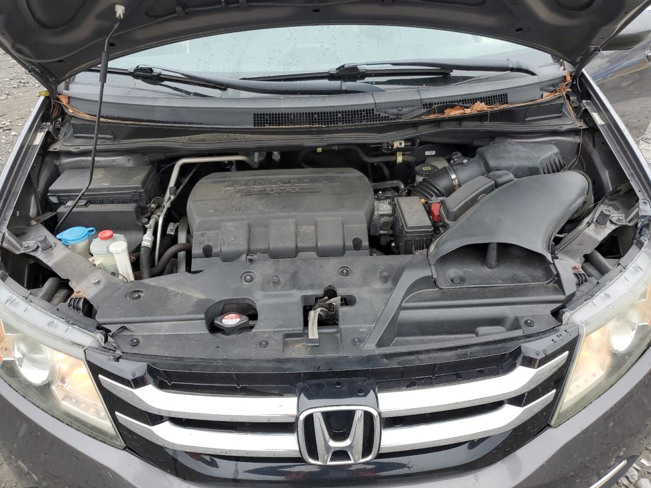 2014 Honda Odyssey - Image 12