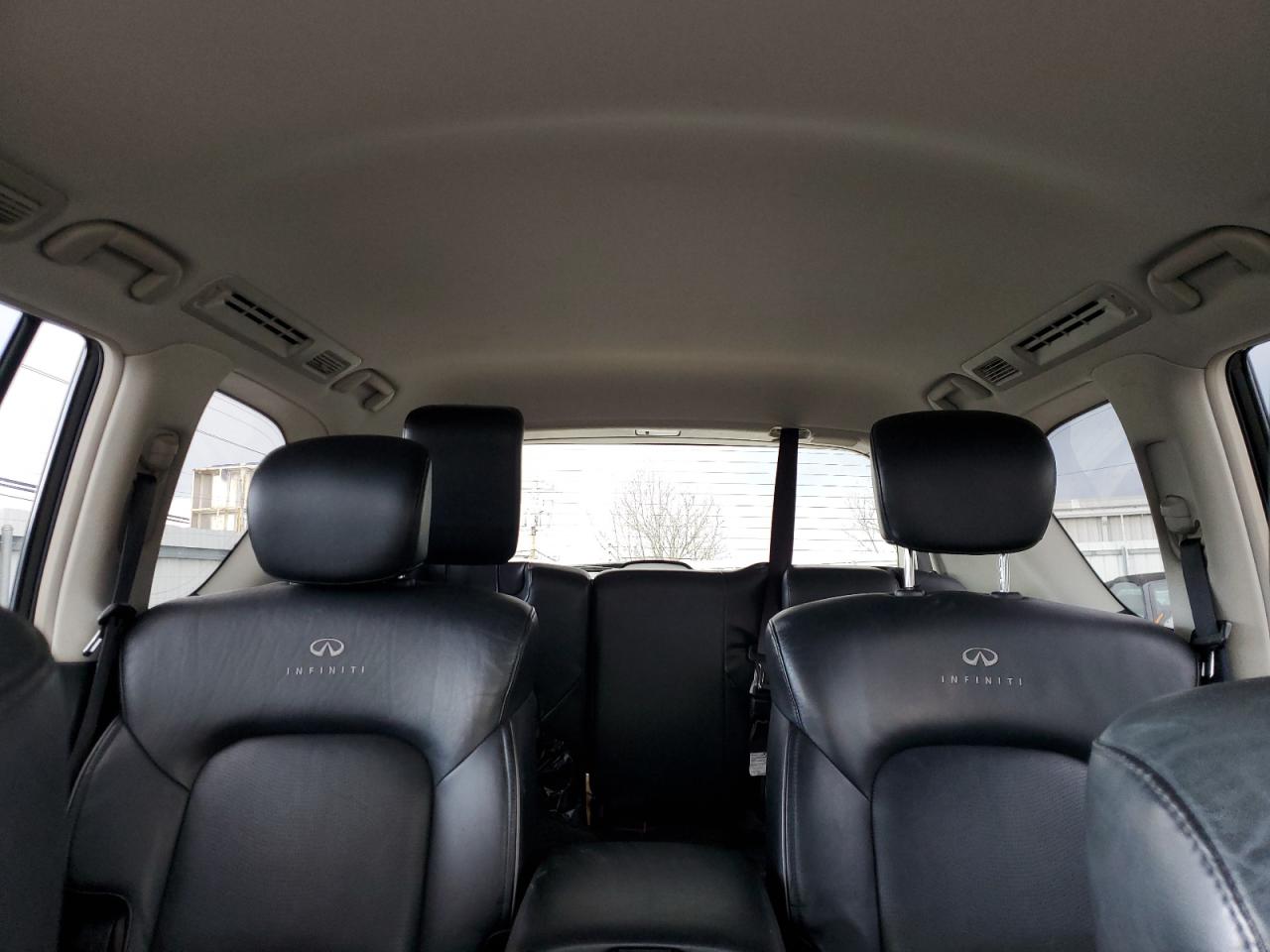 2014 Infiniti QX80 - Image 10