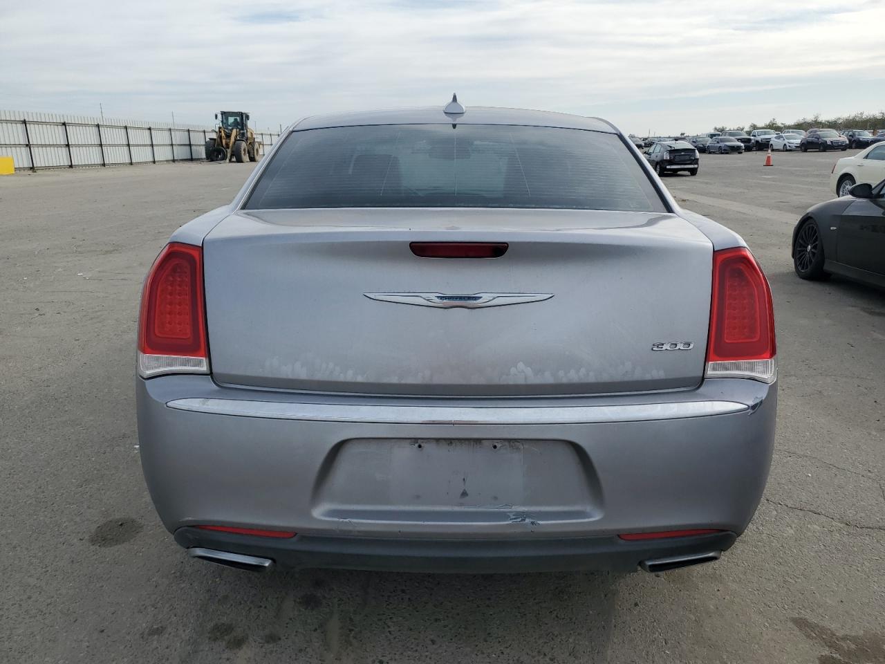 2015 Chrysler 300 - Image 6