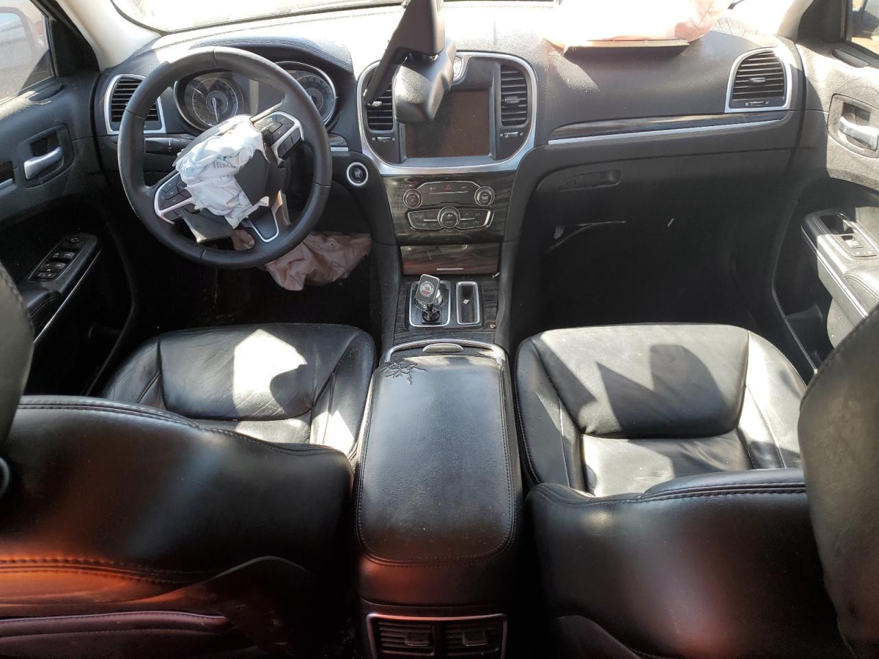 2015 Chrysler 300 - Image 8