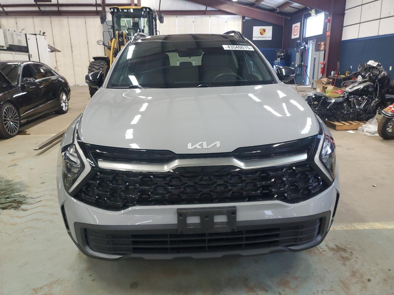 2023 Kia Sportage - Image 5