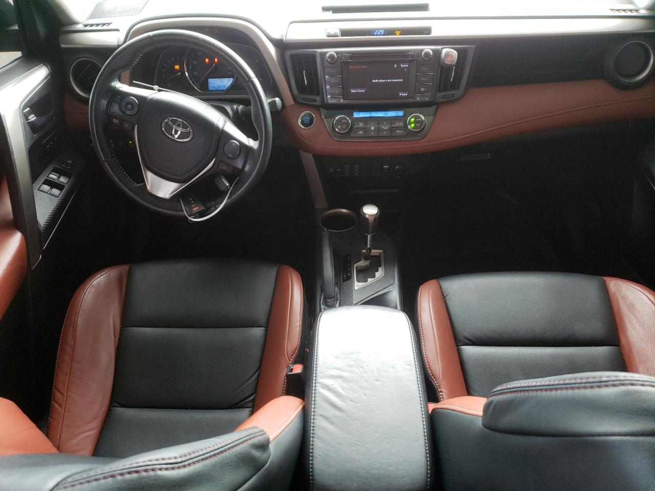 2015 Toyota RAV 4 - Image 8