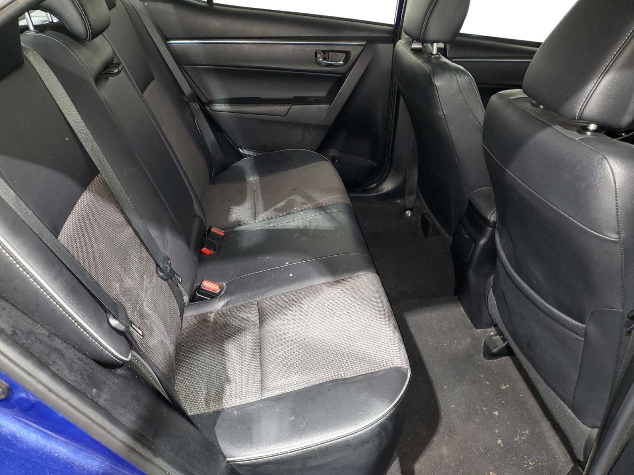 2016 Toyota Corolla - Image 10