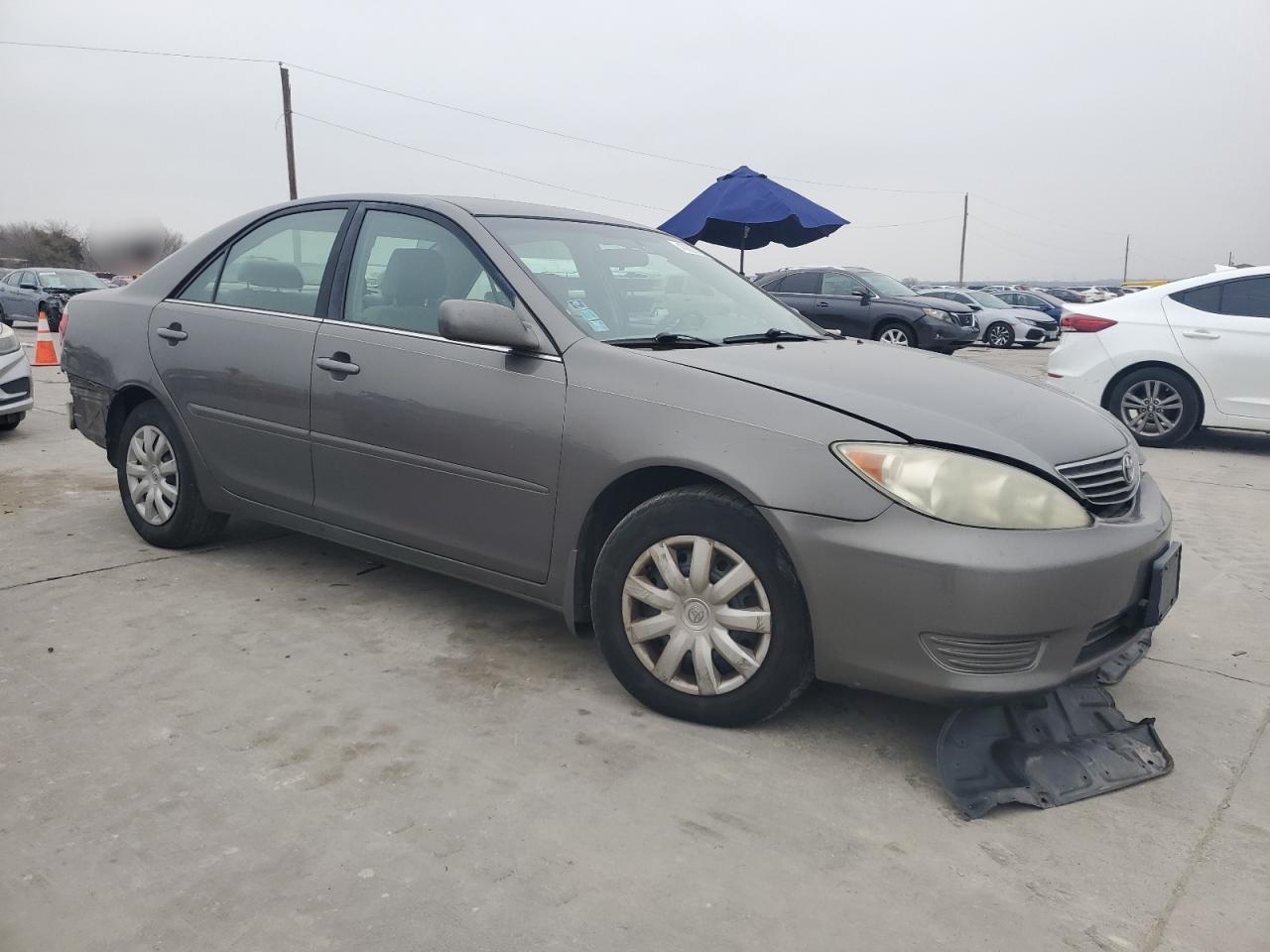 2005 Toyota Camry - Image 4