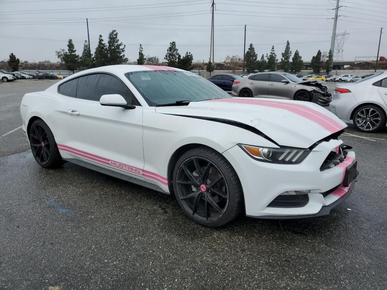 2016 Ford Mustang - Image 4