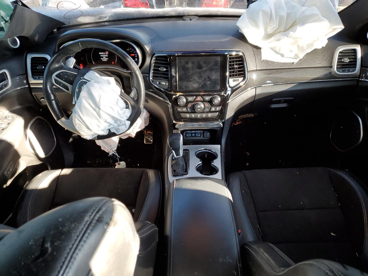 2020 Jeep Grand Cherokee - Image 8