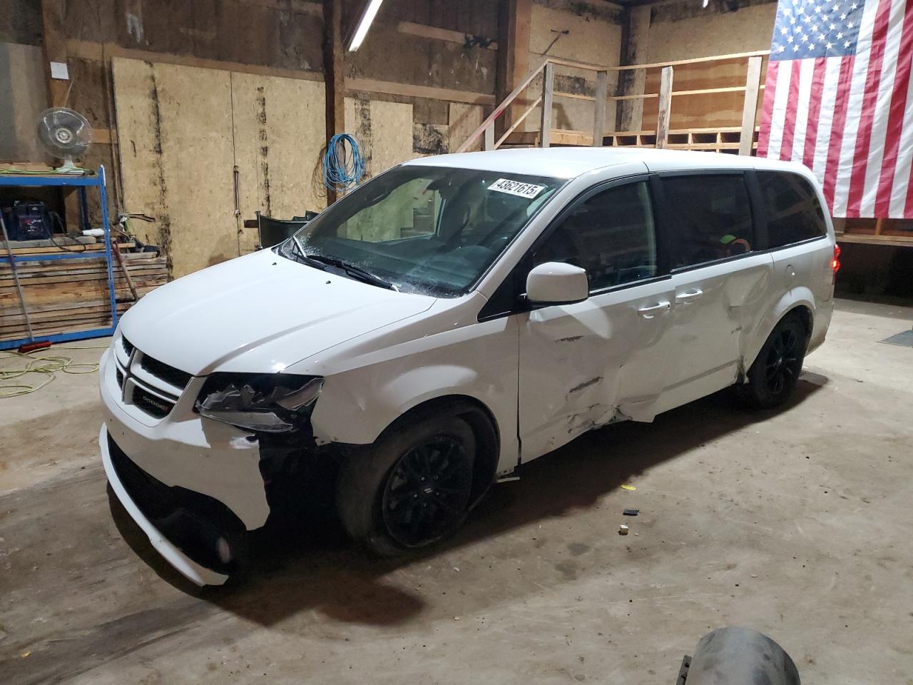2020 Dodge Caravan - Image 1