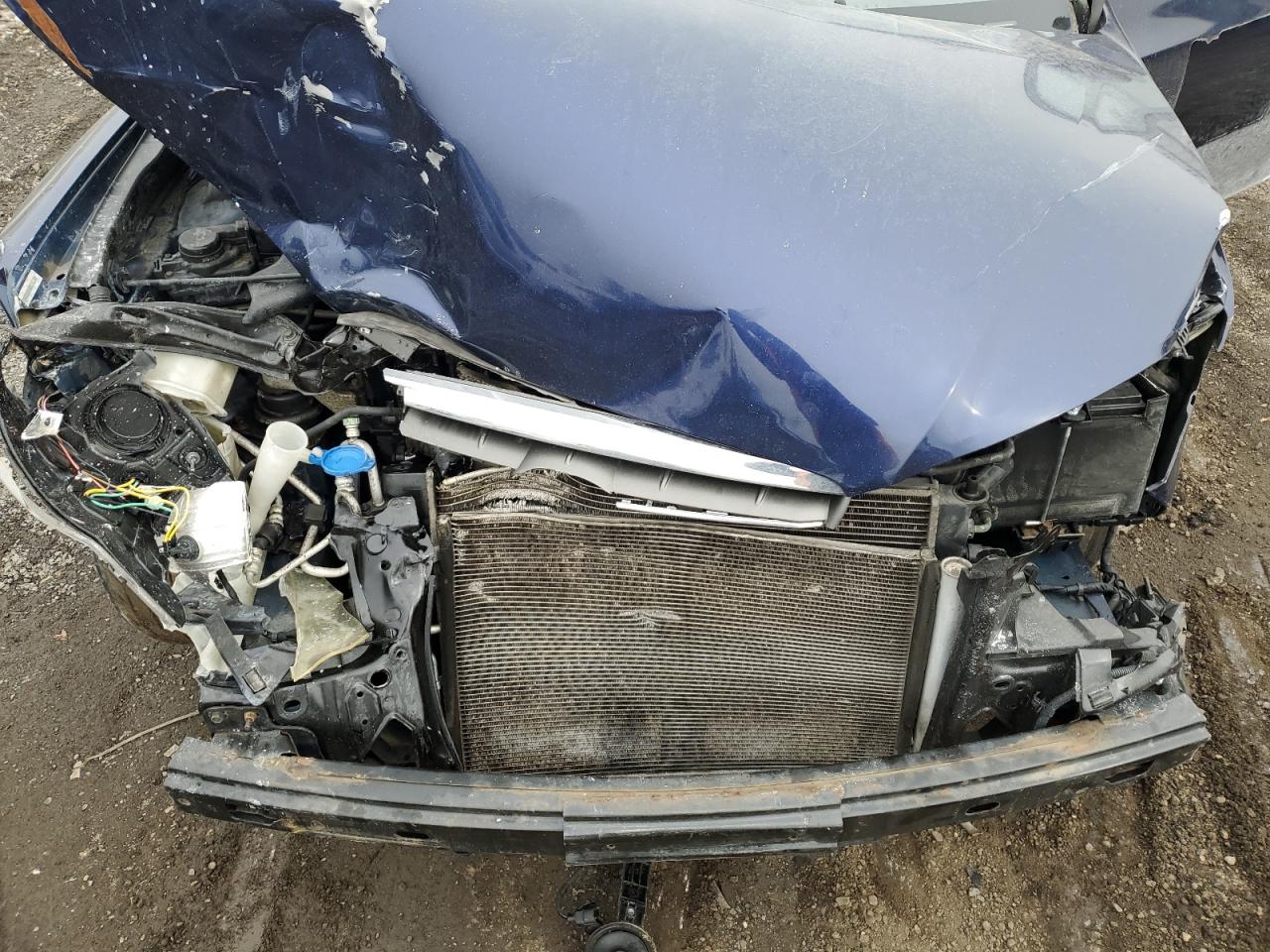 2009 Hyundai Elantra - Image 13