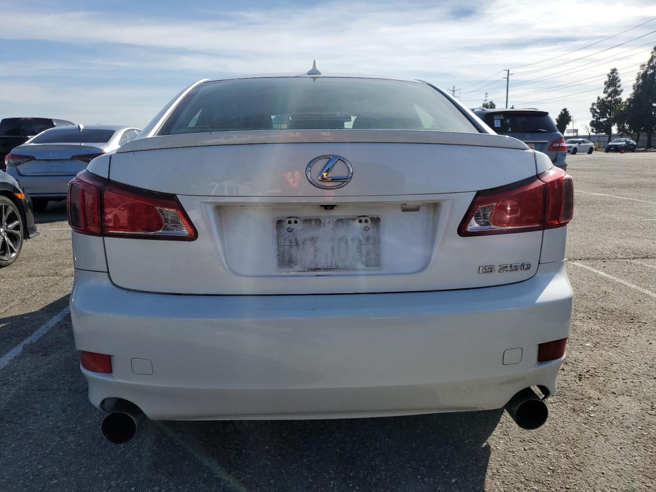 2011 Lexus IS - Image 6