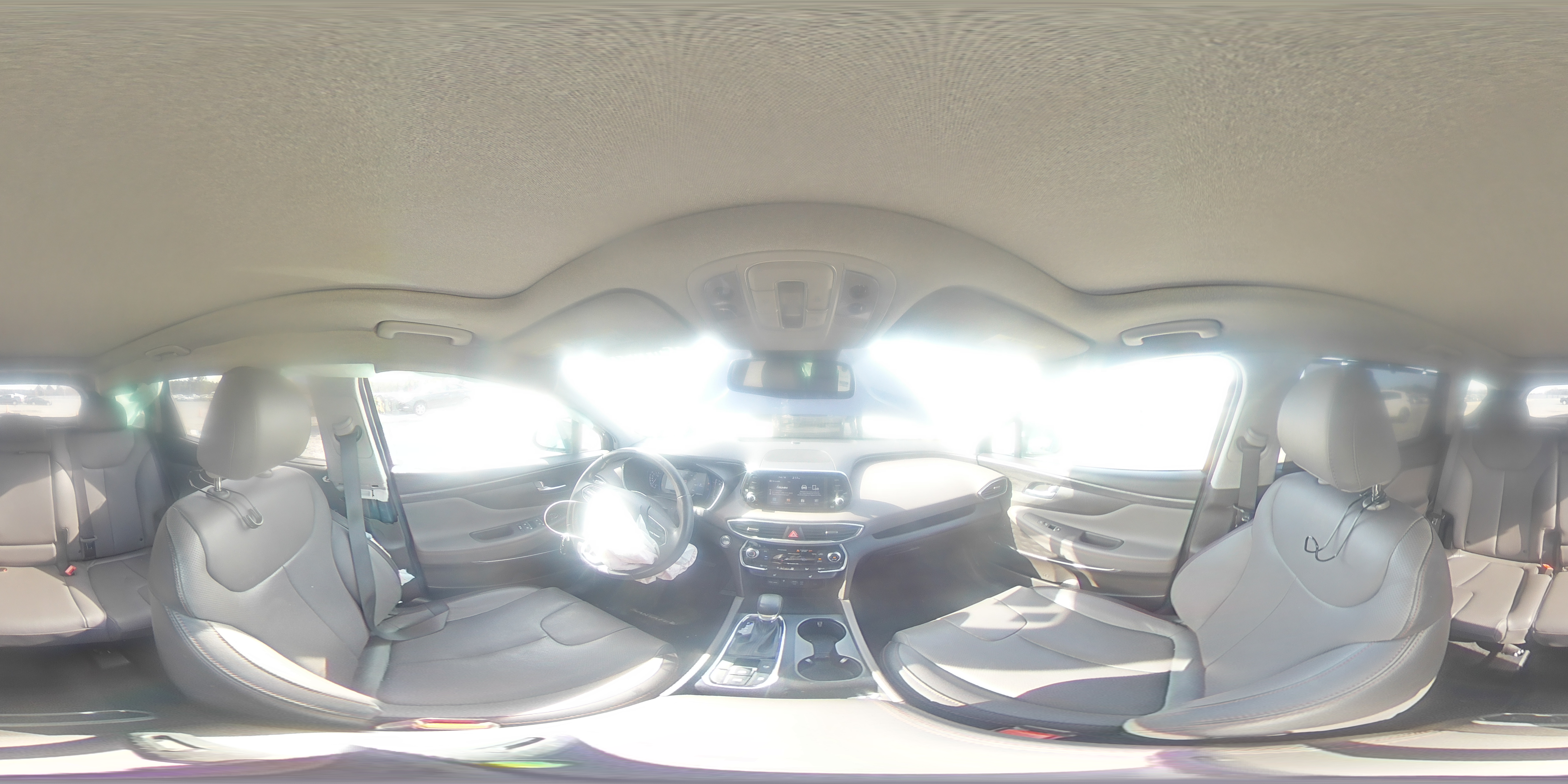 2020 Hyundai Santa Fe - Image 13