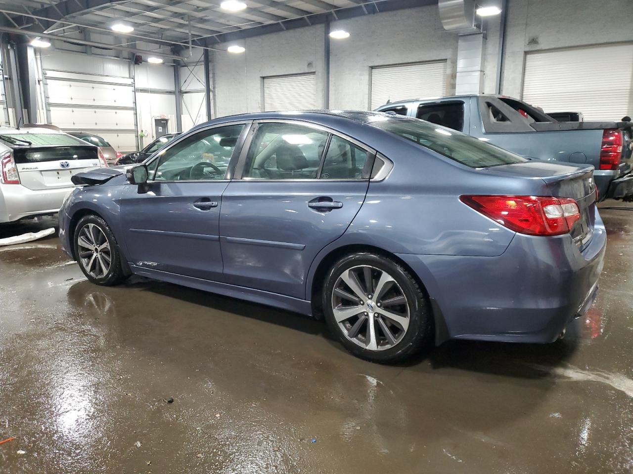 2015 Subaru Legacy - Image 2