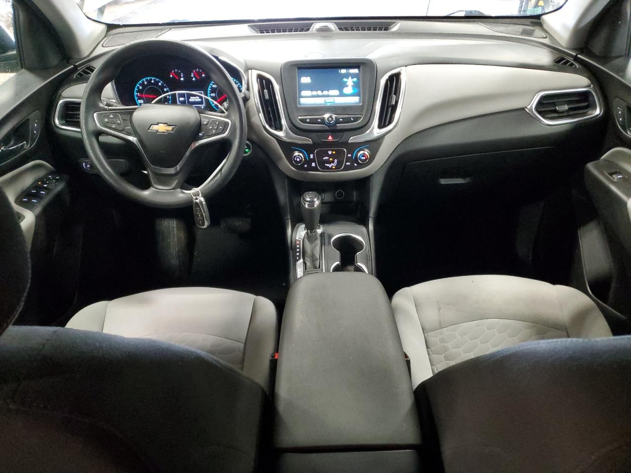 2018 Chevrolet Equinox - Image 8