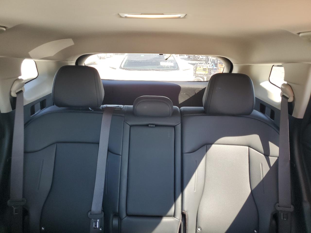 2023 Kia Sportage - Image 10