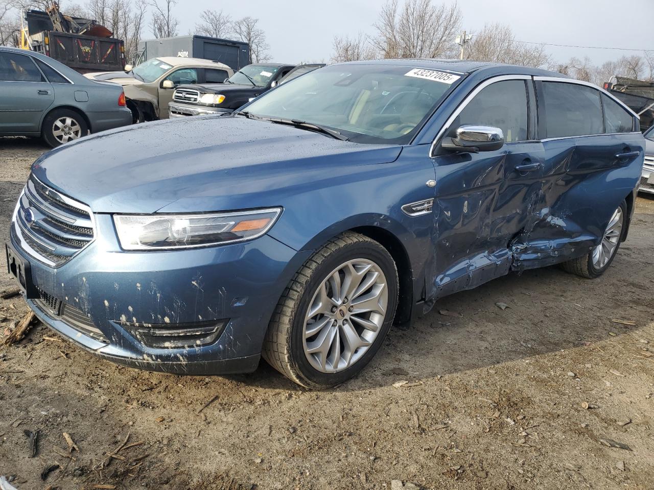 2018 Ford Taurus - Image 1