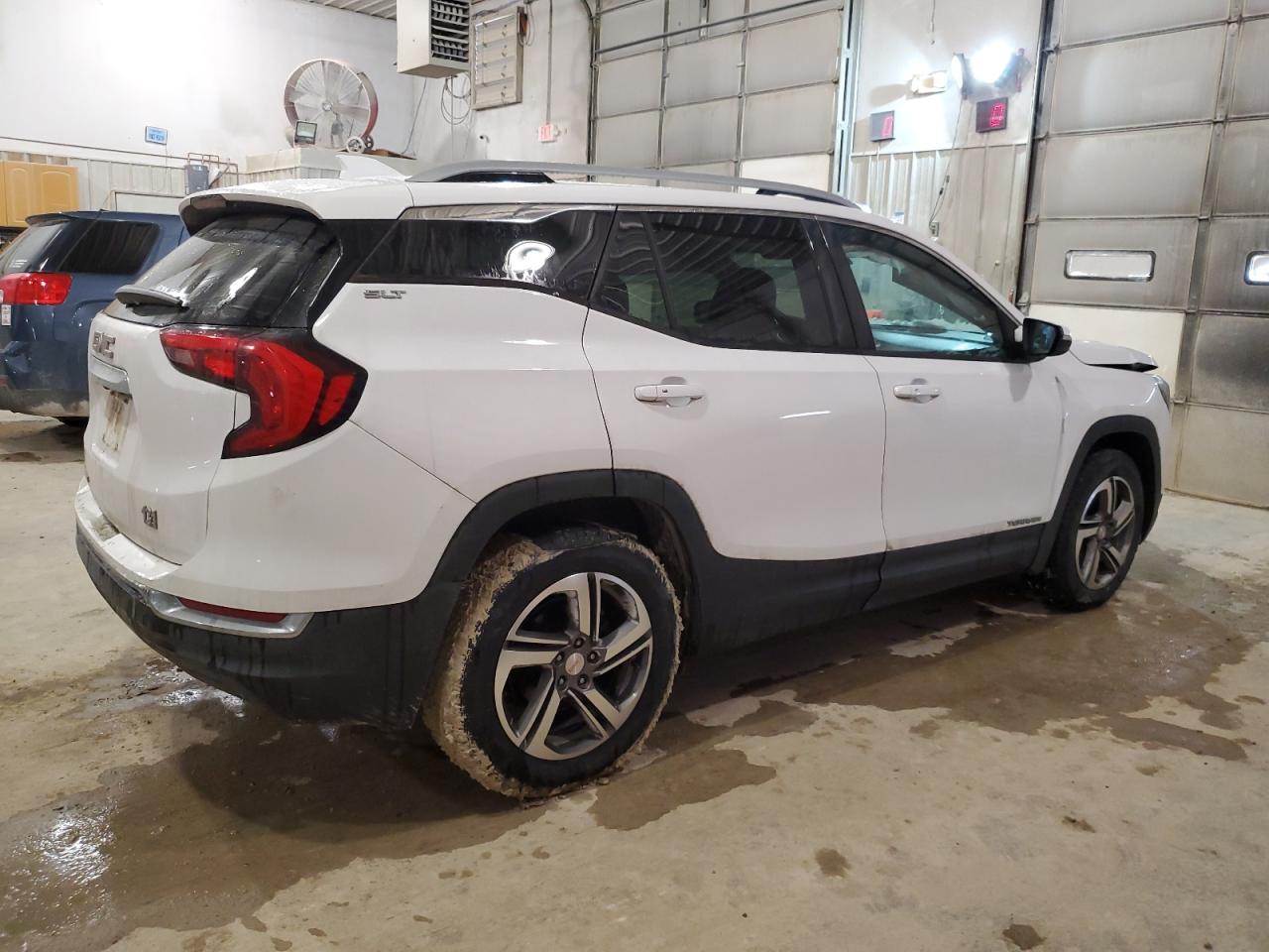 2018 GMC Terrain - Image 3
