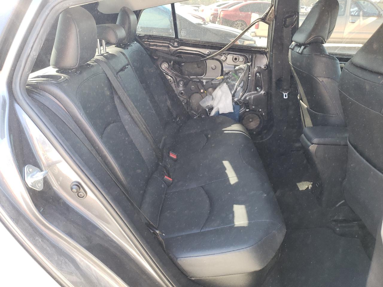 2018 Toyota Prius - Image 10