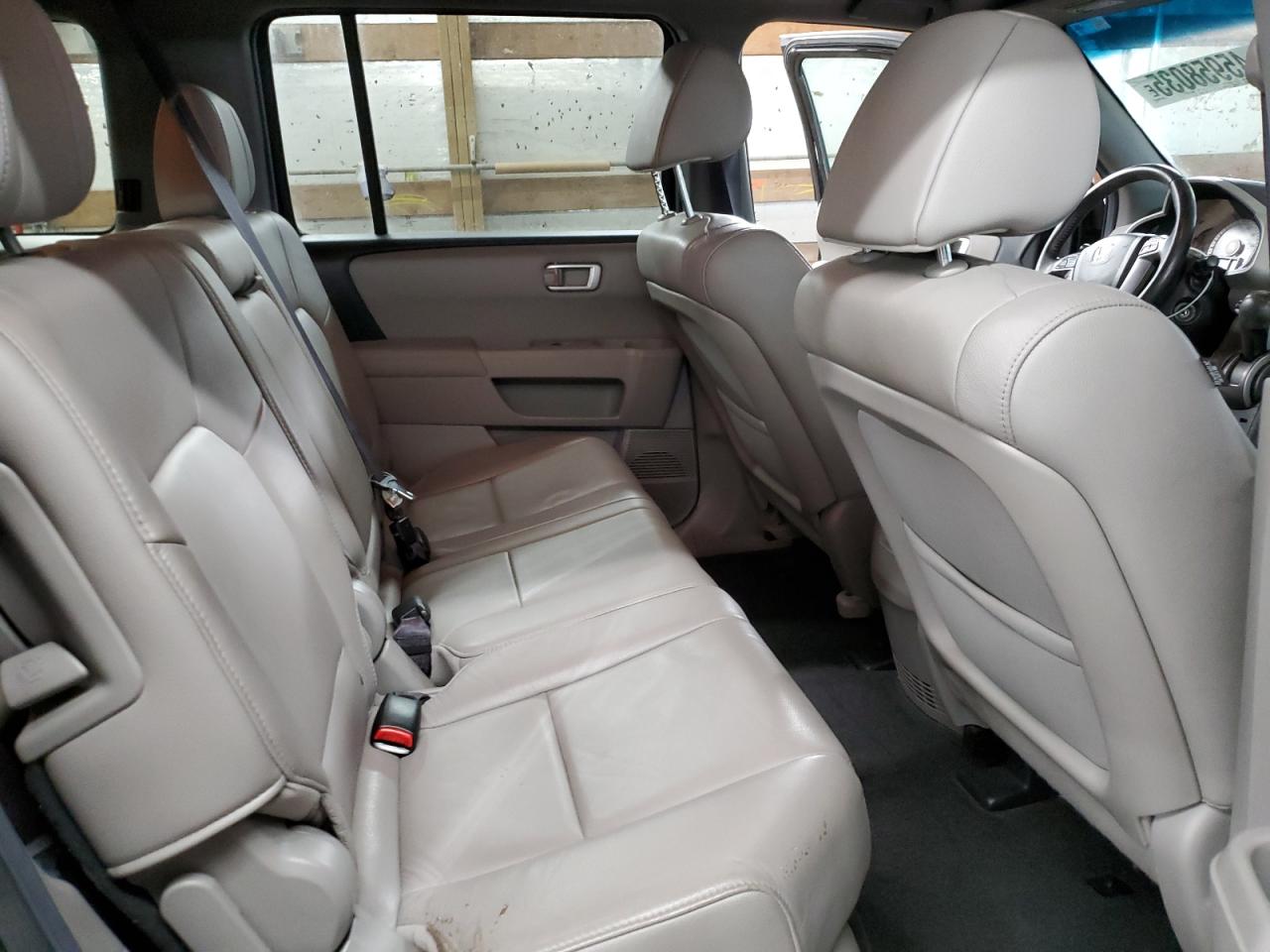 2012 Honda Pilot - Image 11