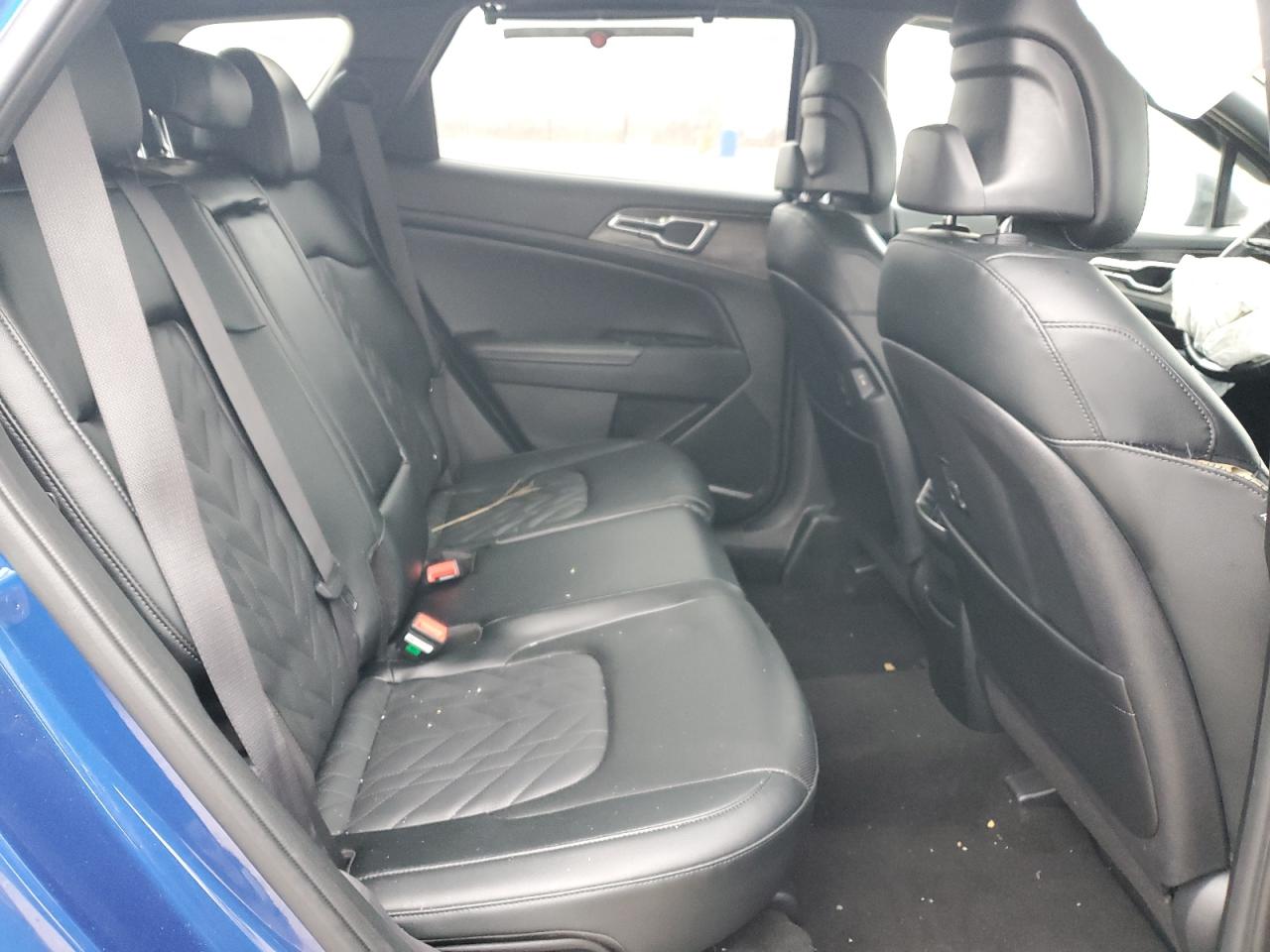 2023 Kia Sportage - Image 11