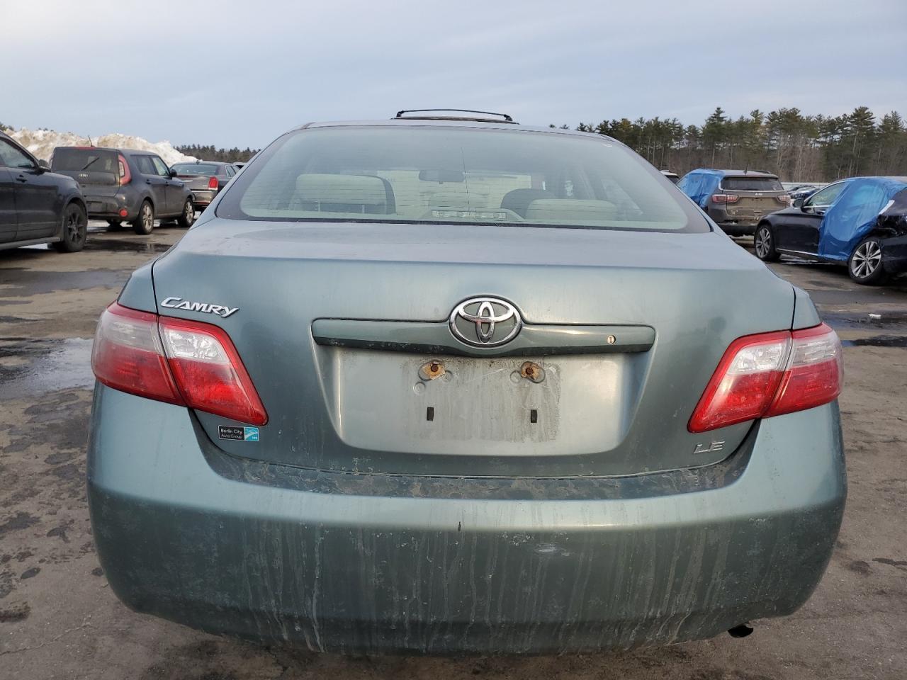 2009 Toyota Camry - Image 6