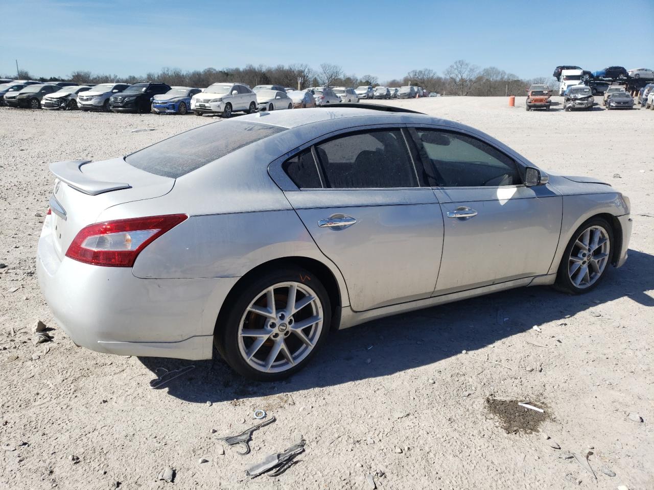 2009 Nissan Maxima - Image 3