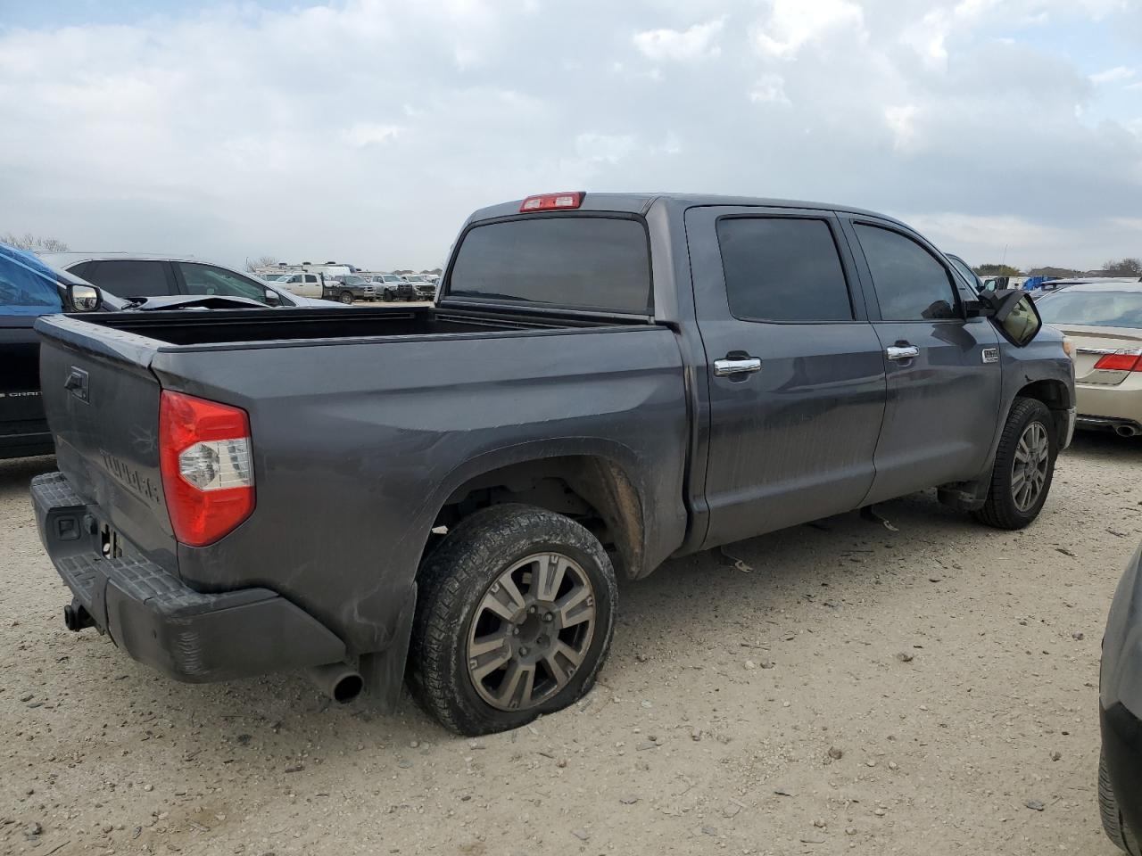 2014 Toyota Tundra - Image 3