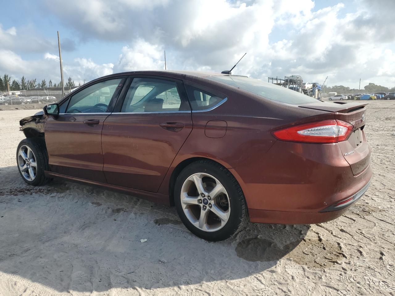 2016 Ford Fusion - Image 2