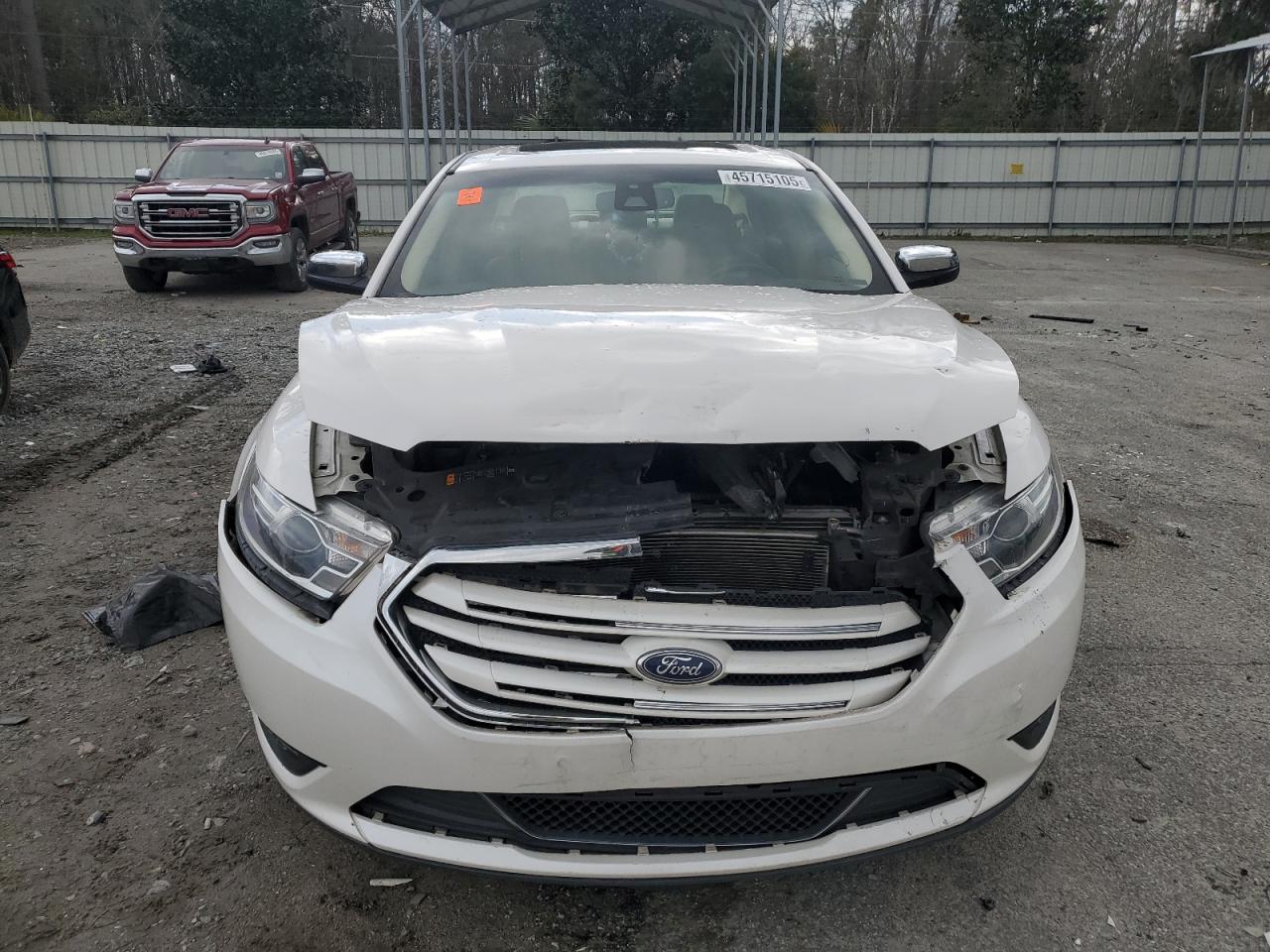 2018 Ford Taurus - Image 5