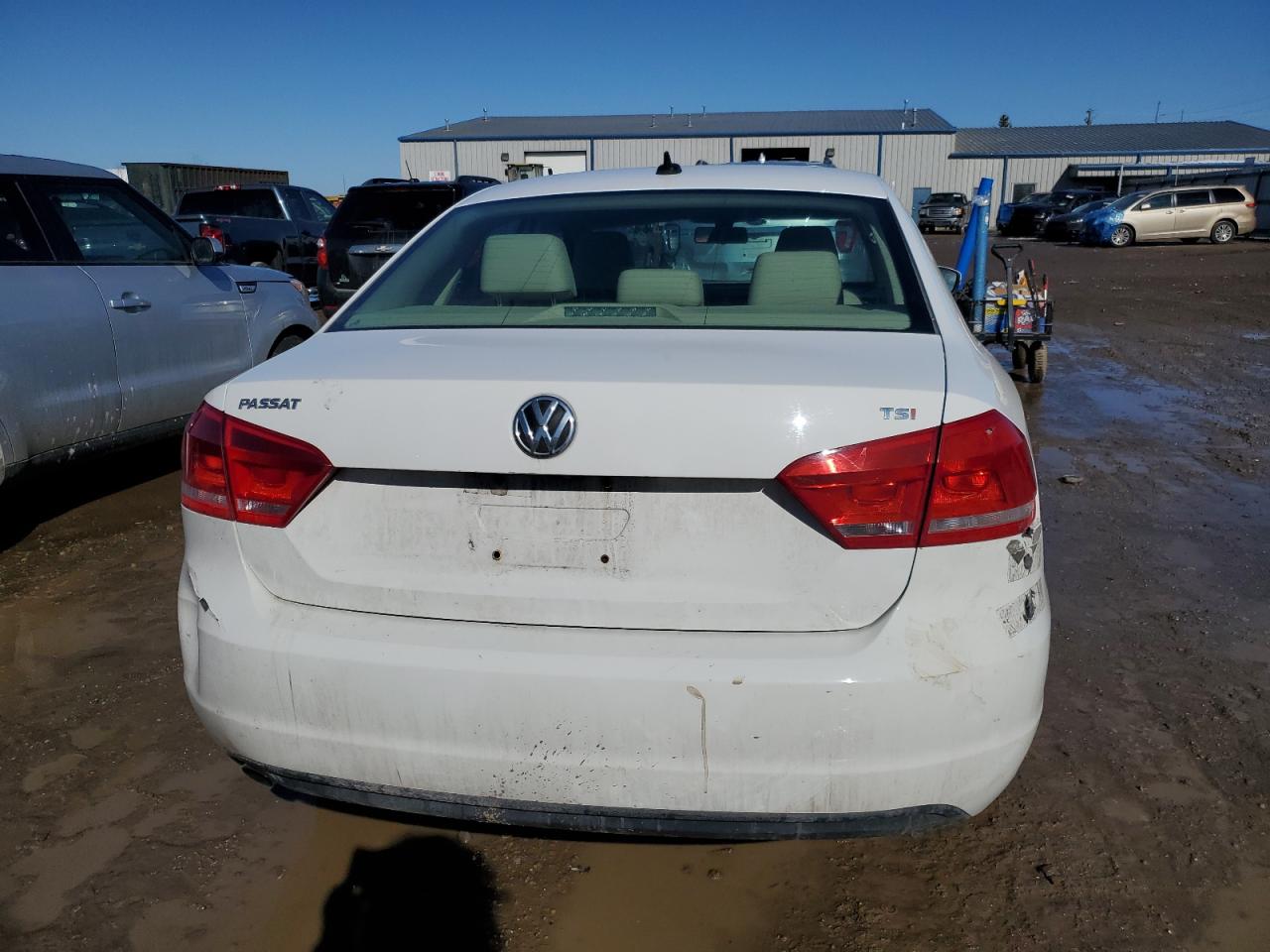 2015 Volkswagen Passat - Image 6
