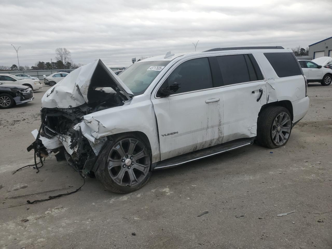 2016 GMC Yukon - Image 1