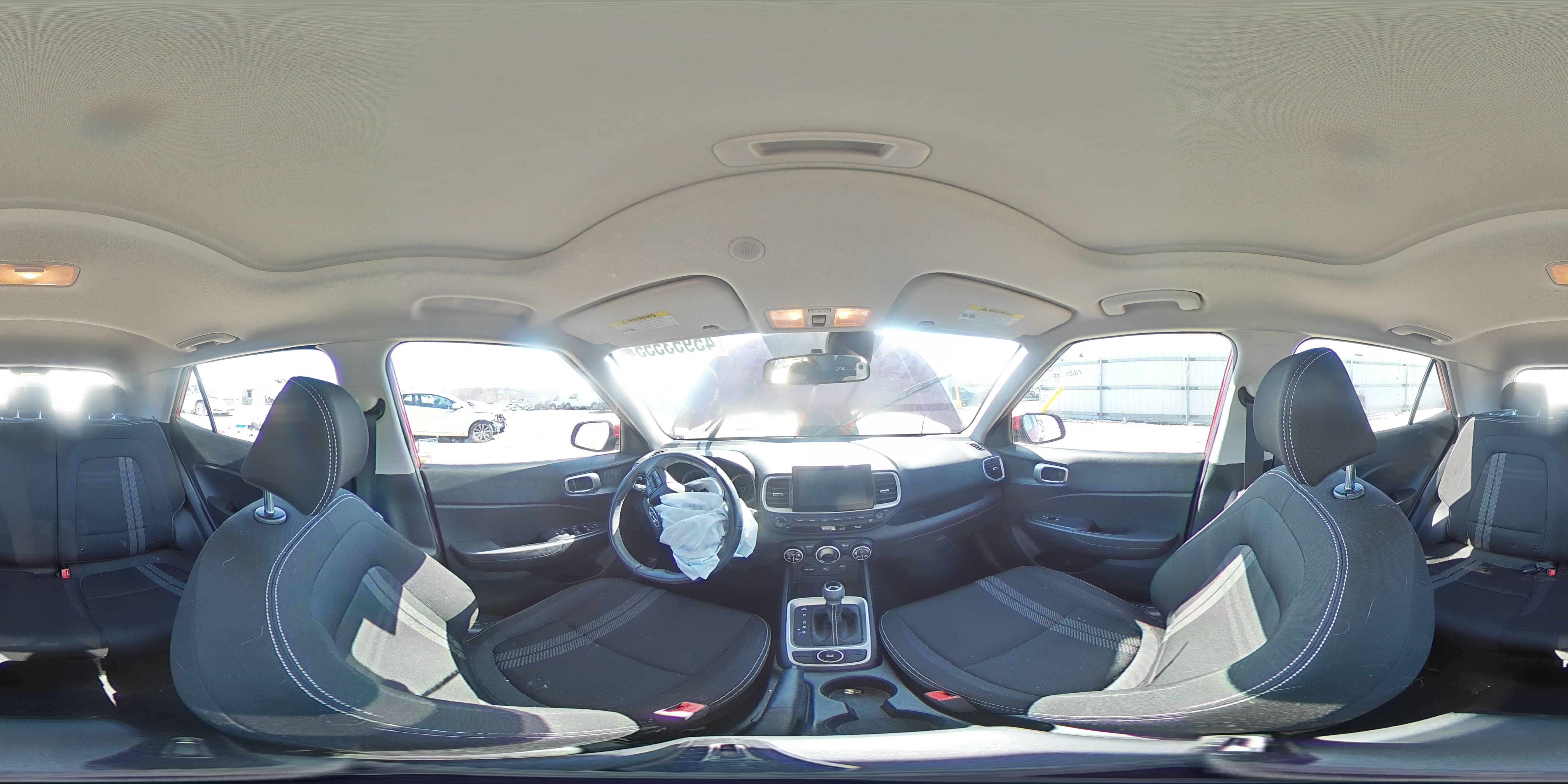 2020 Hyundai Venue - Image 14